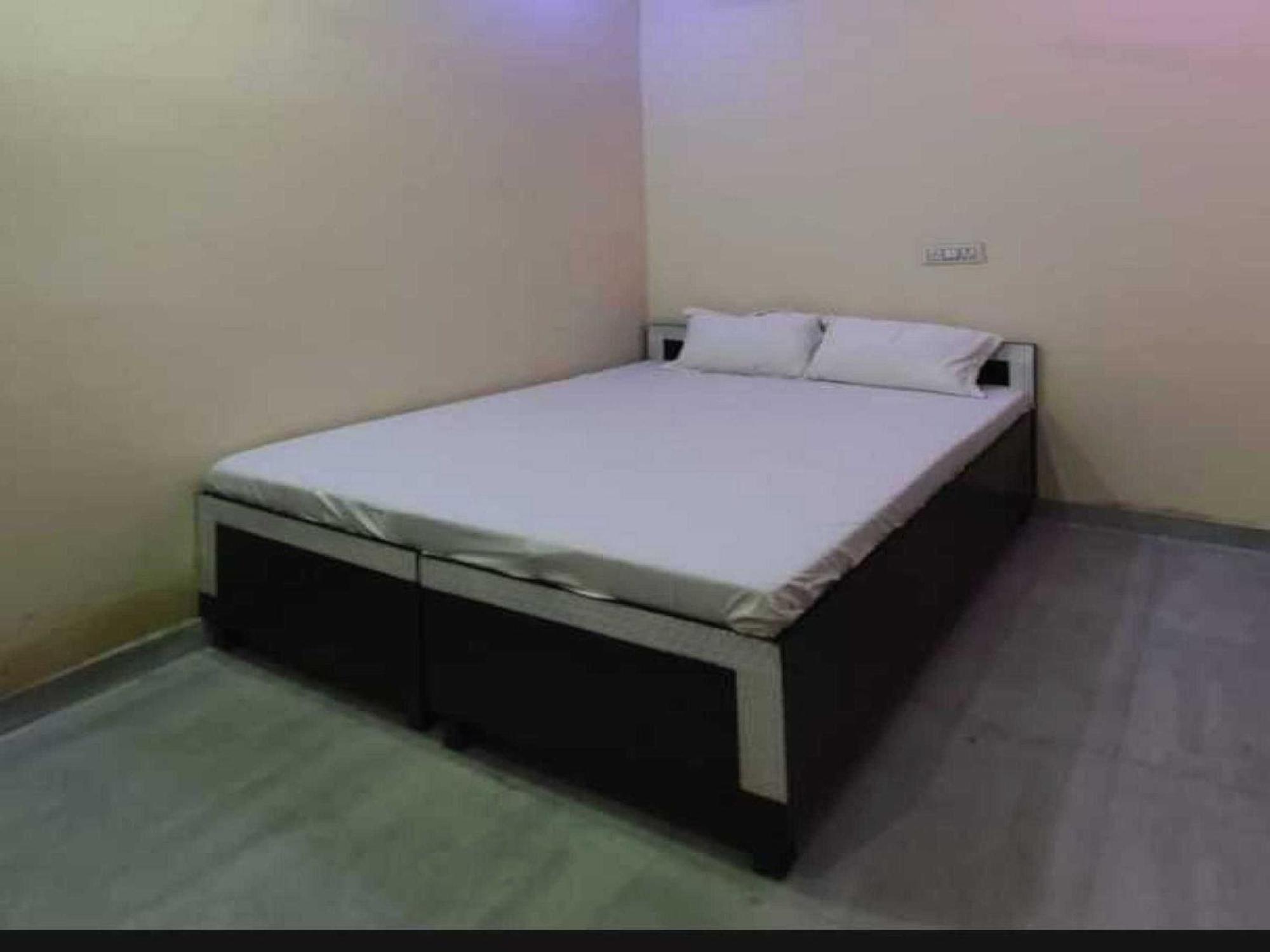 Hotel O G Hotel Happy Home Alīgarh 外观 照片